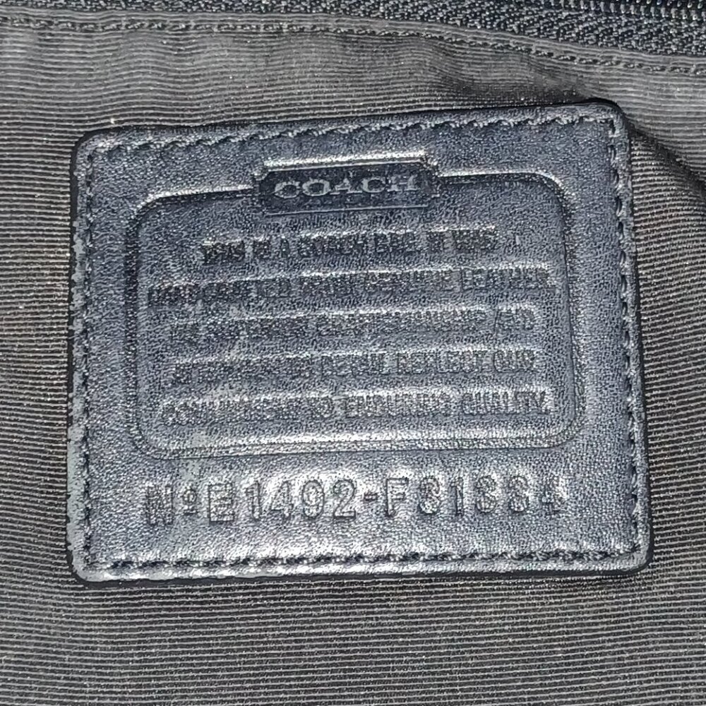 Coach Hadley Duffel, Black Leather - Picture 8 of 13